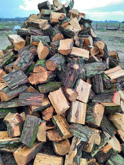 Drewno opałowe kominkowe sezonowane akacja