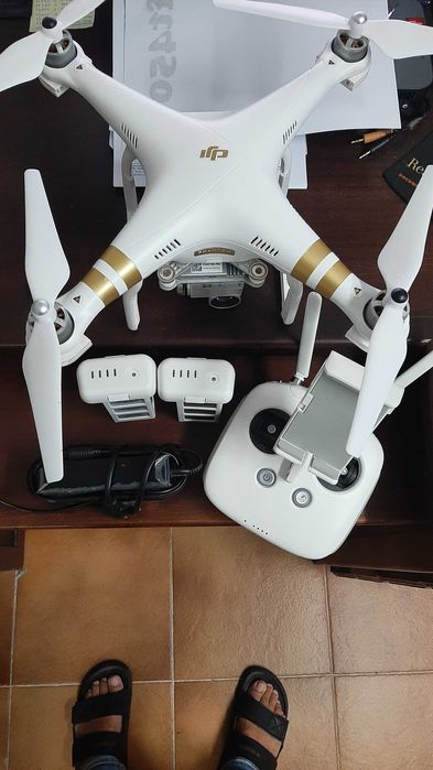 drone com pouco uso e 2 baterias