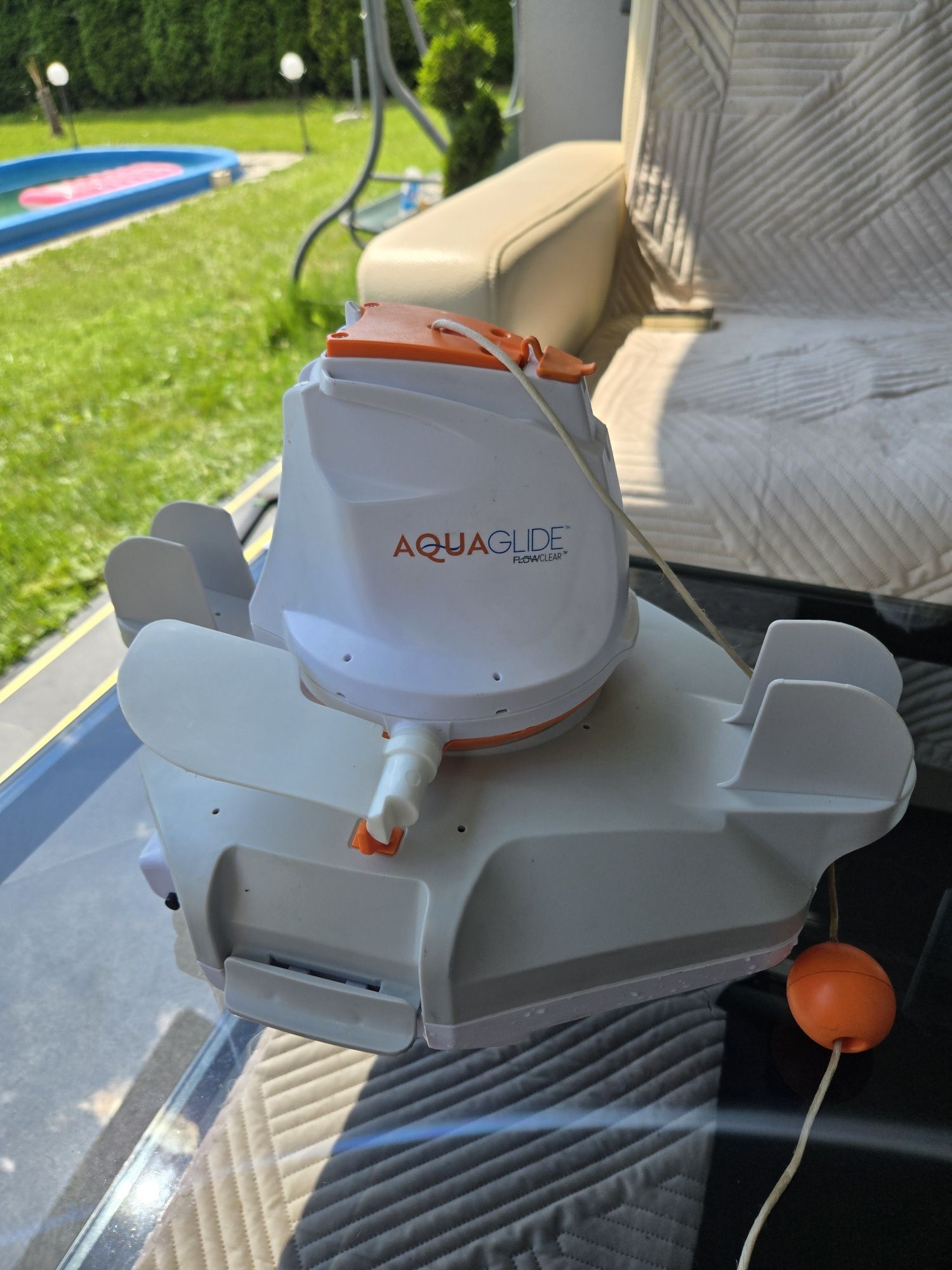 Odkurzacz basenowy robot samojezdny aquaglide flowclear