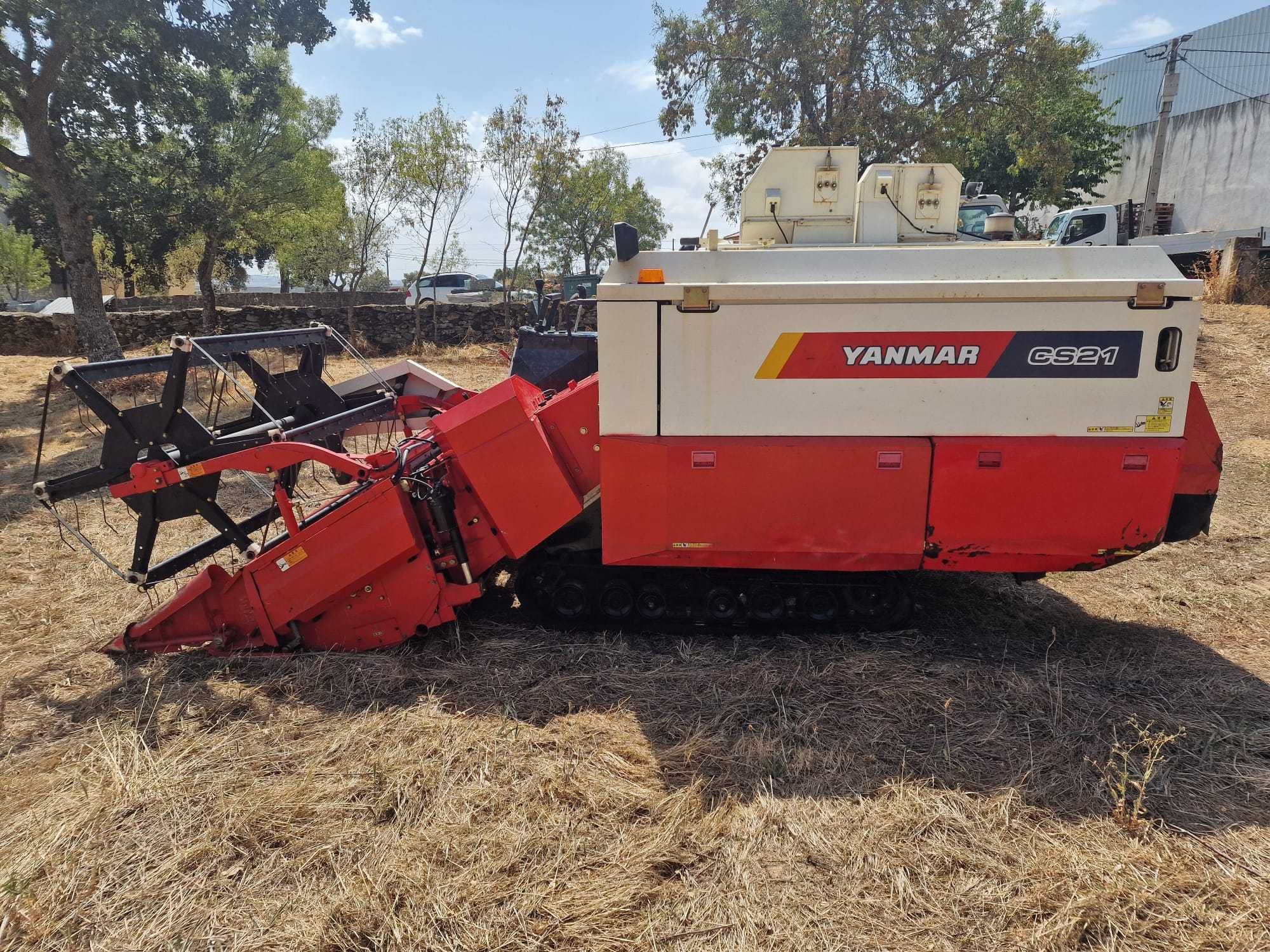 Mini Ceifeira Debulhadora Yanmar CS21 - Japão