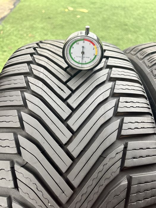 Zimowe Michelin 225/50 17