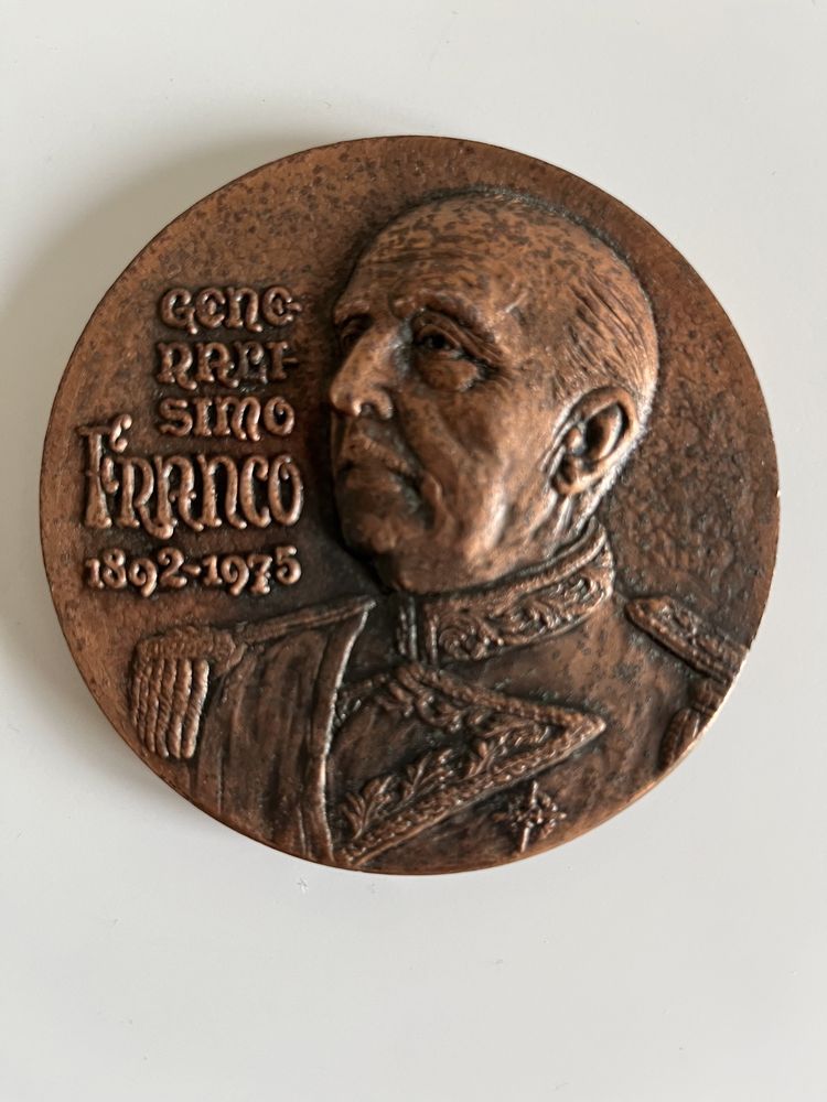 Medalha Generalismo Franco