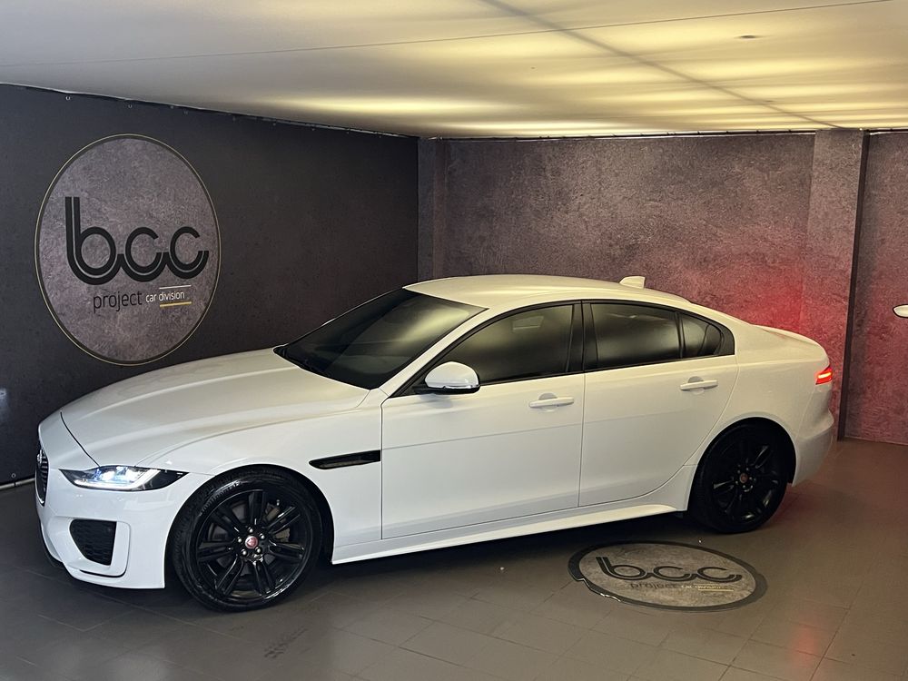 Jaguar XE 2.0 D R-Dynamic S