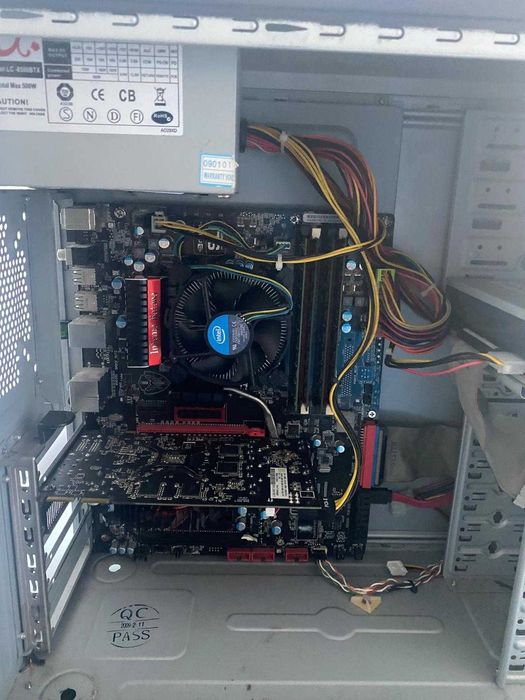 Computador desktop i5 8GB RAM 240GB SSD + WiFi/BT com oferta