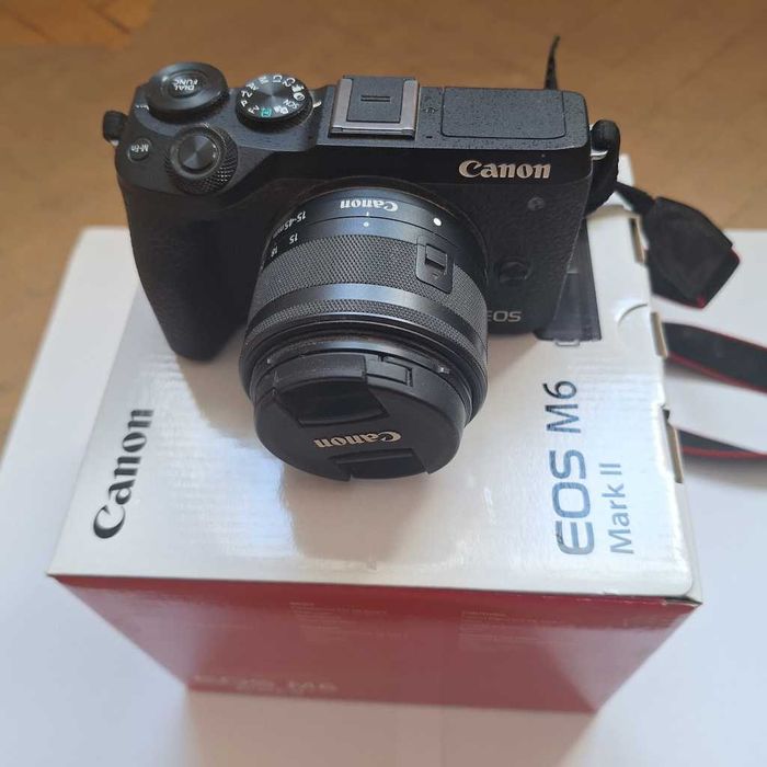 Aparat Canon EOS M6 Mark II + obiektyw + statyw