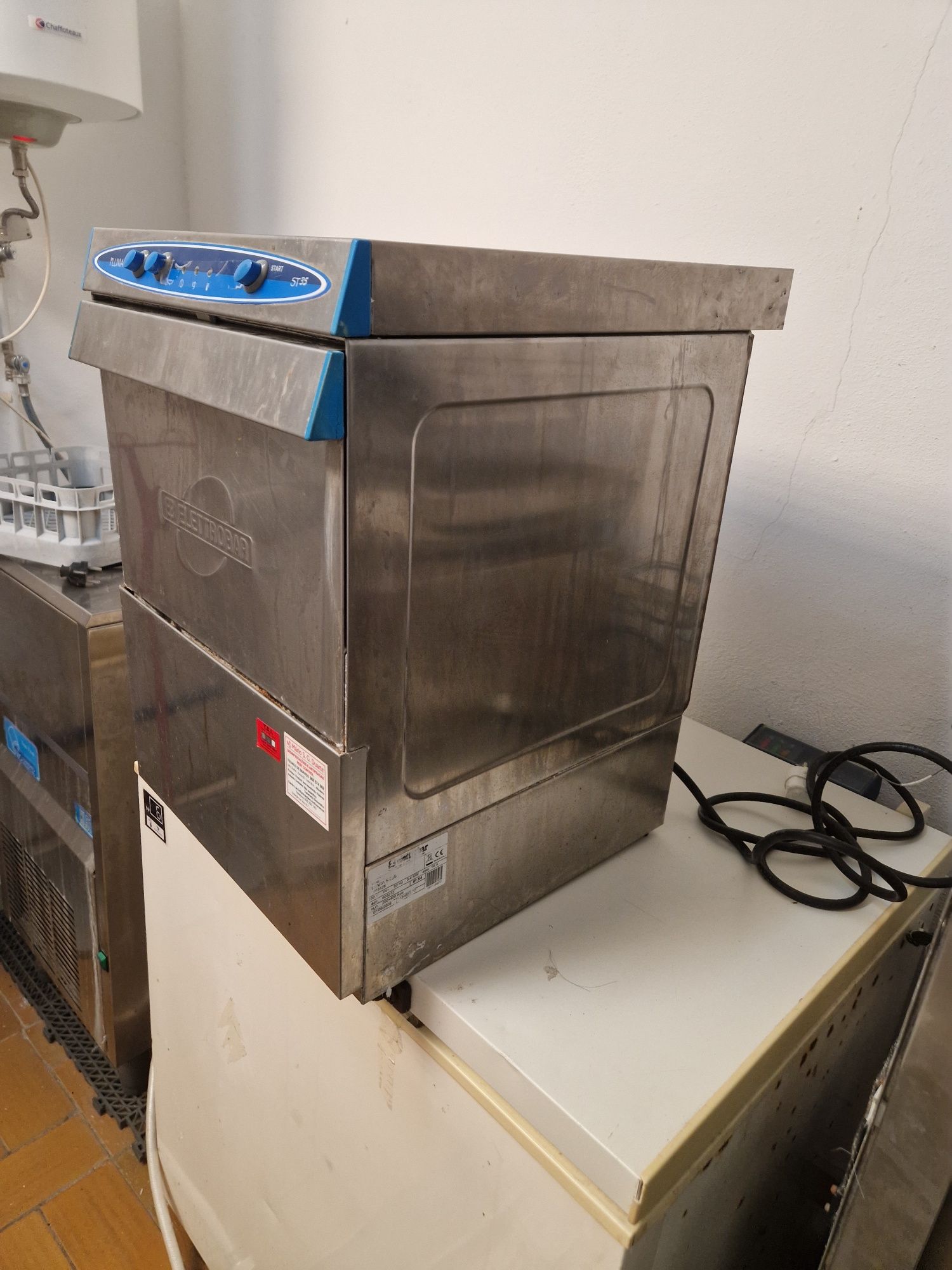 Maquina de lavar loiça industrial eletrobar