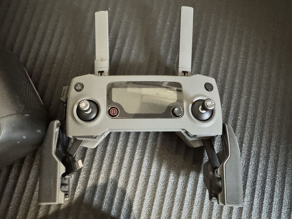 DJI Mavic Pro 2 - dron super stan, gogle DJI, dwie baterie, torba, box