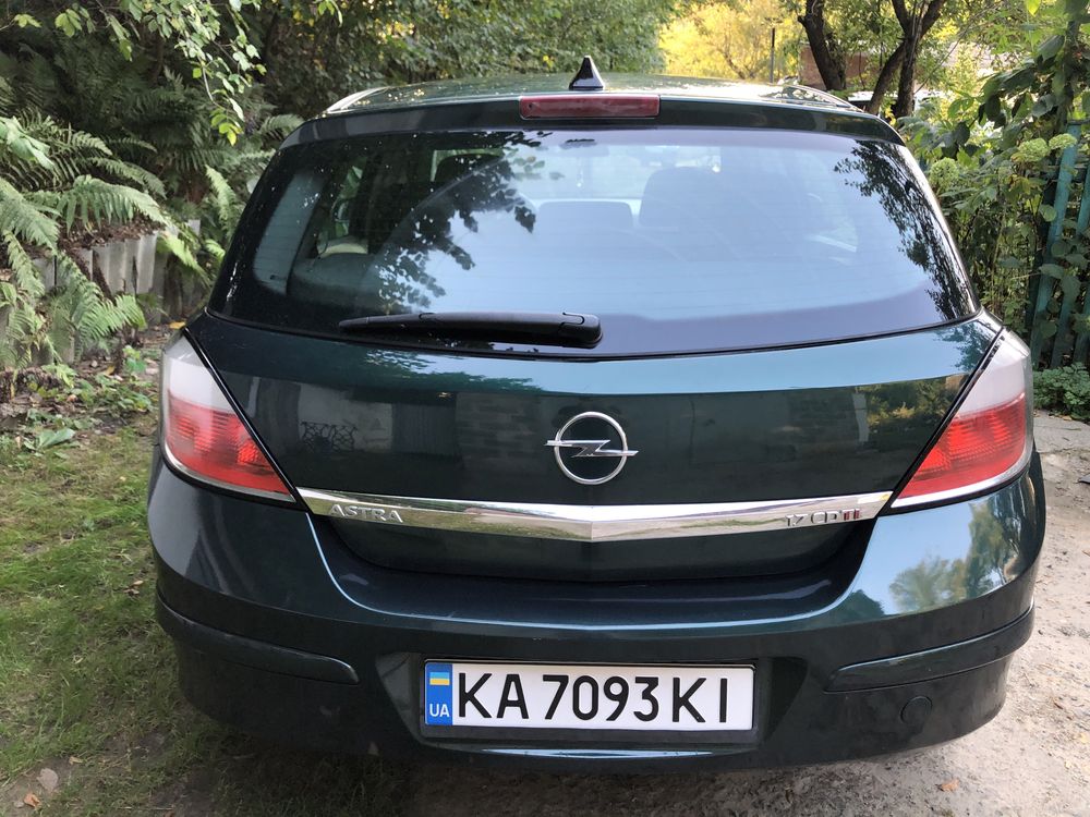 Opel Astra H 2004 1.7 Дізель