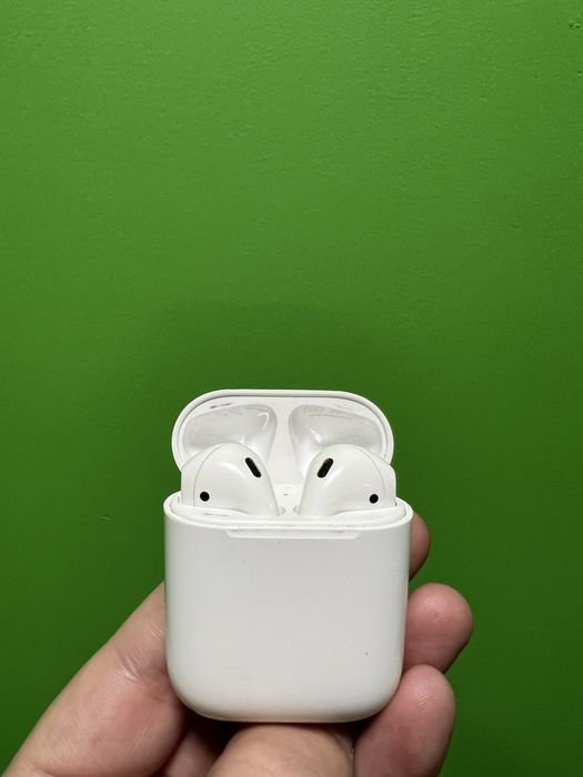 Навушники Apple AirPods 2 A1602