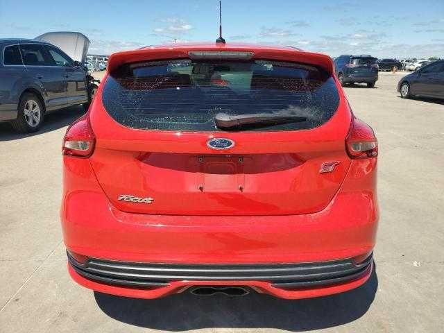 2017 Рік Ford Focus ST