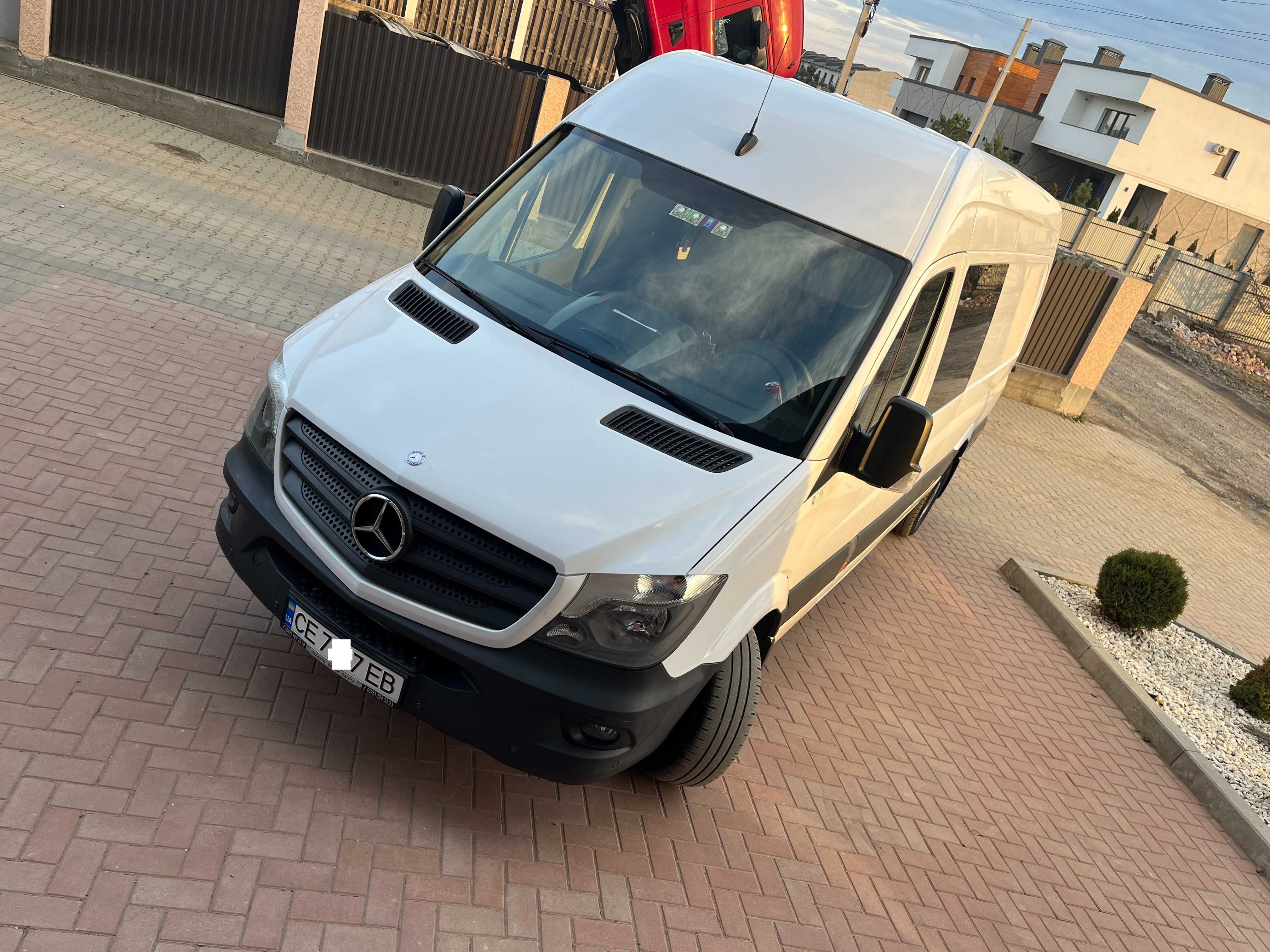 Mercedes Sprinter 319 3.0 2015р.в. Легковий 8+1 MAXI