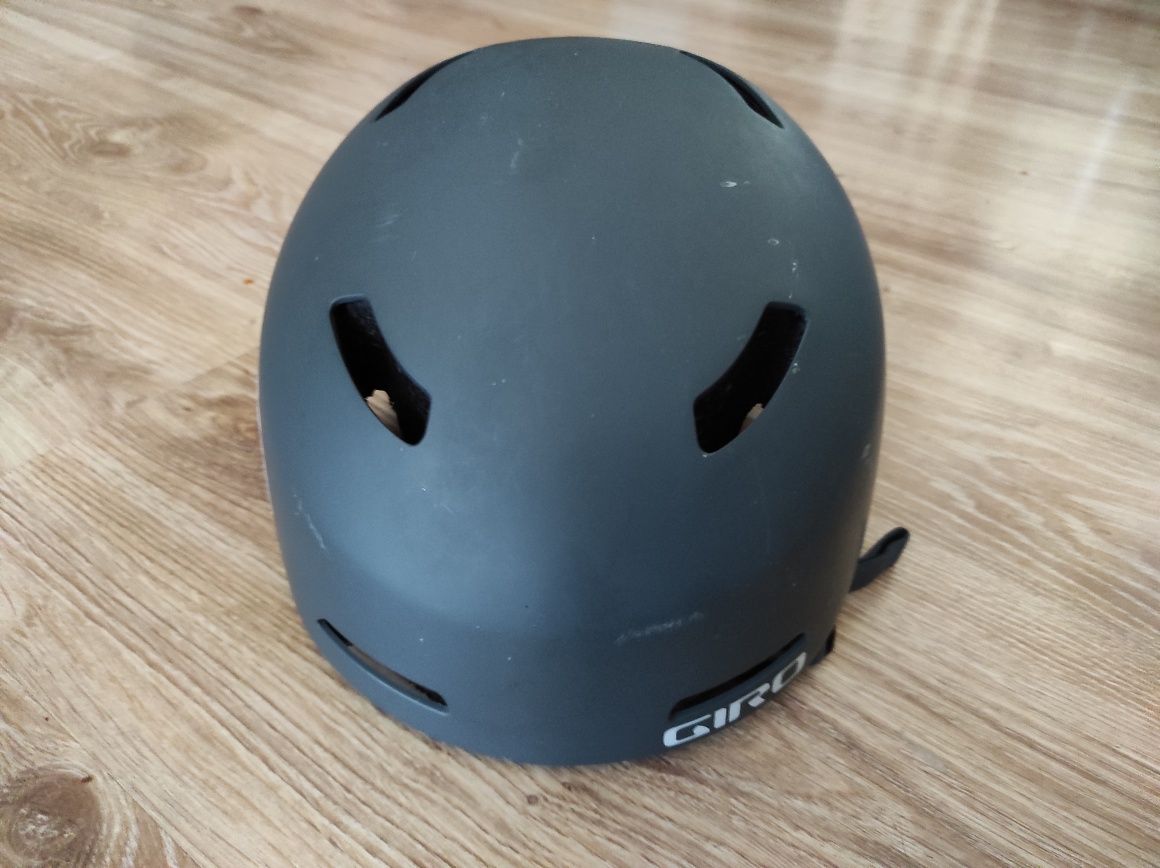 Kask rowerowy Giro 55-59 BMX MTB