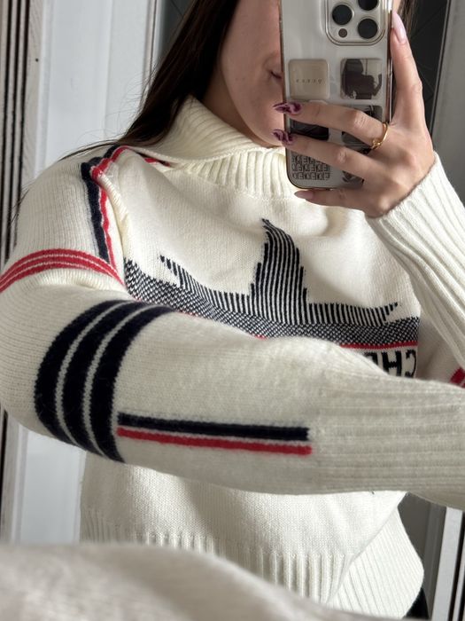 Шикарний теплий светр