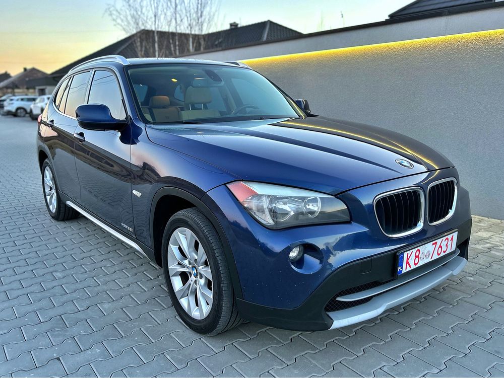 BMW X1 z 2012r • 2.0 benzyna • xDrive • Automat * Skóry • Panorama •