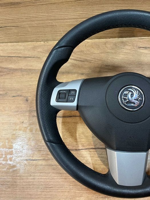 Kierownica Opel Astra 3/ Zafira B