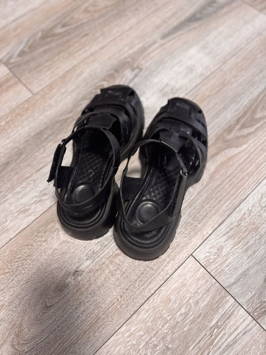 Босоніжки шкіряні Fashionista Inspo 37 розмір