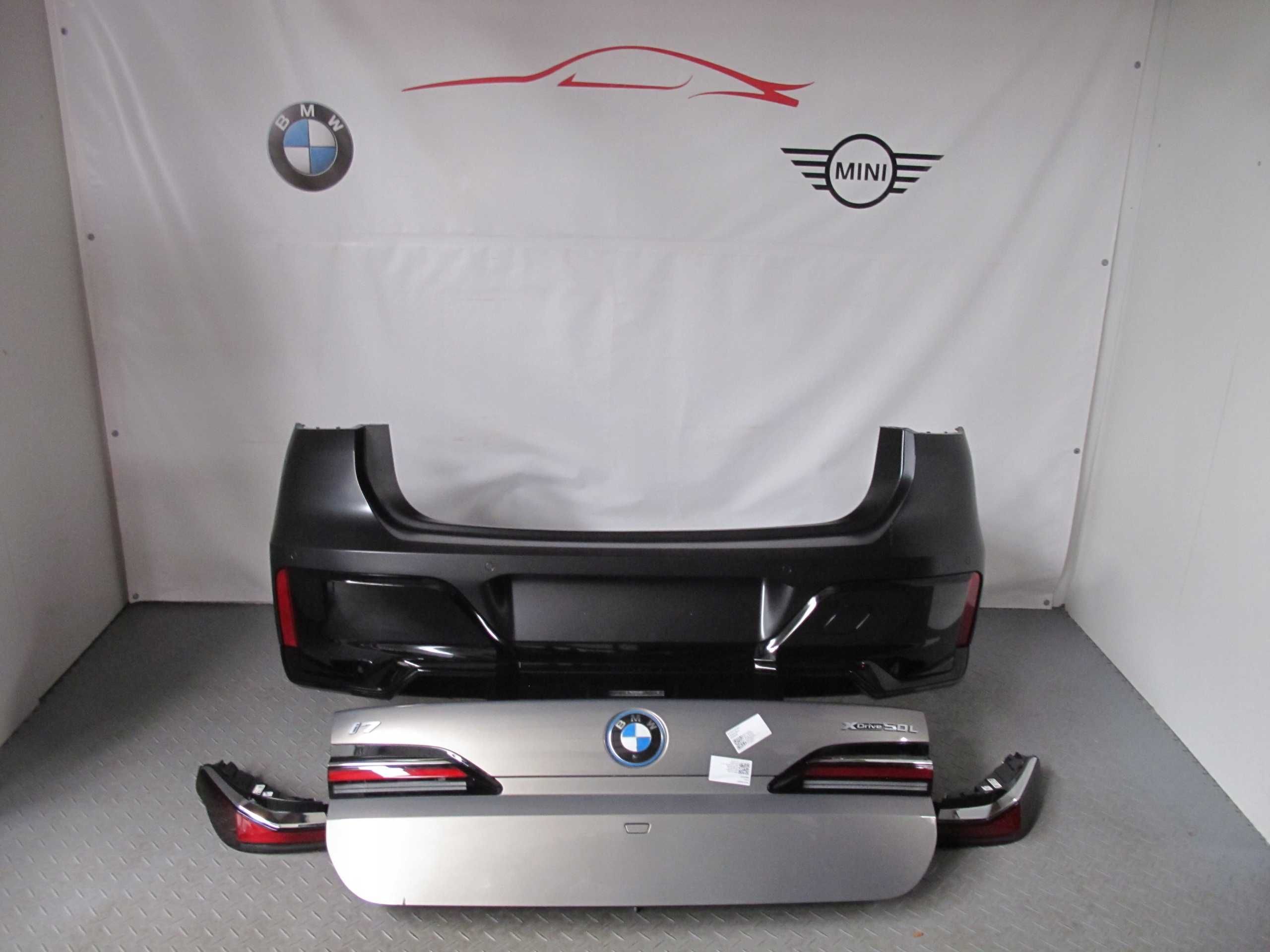 BMW I7 G70 Бампер задний