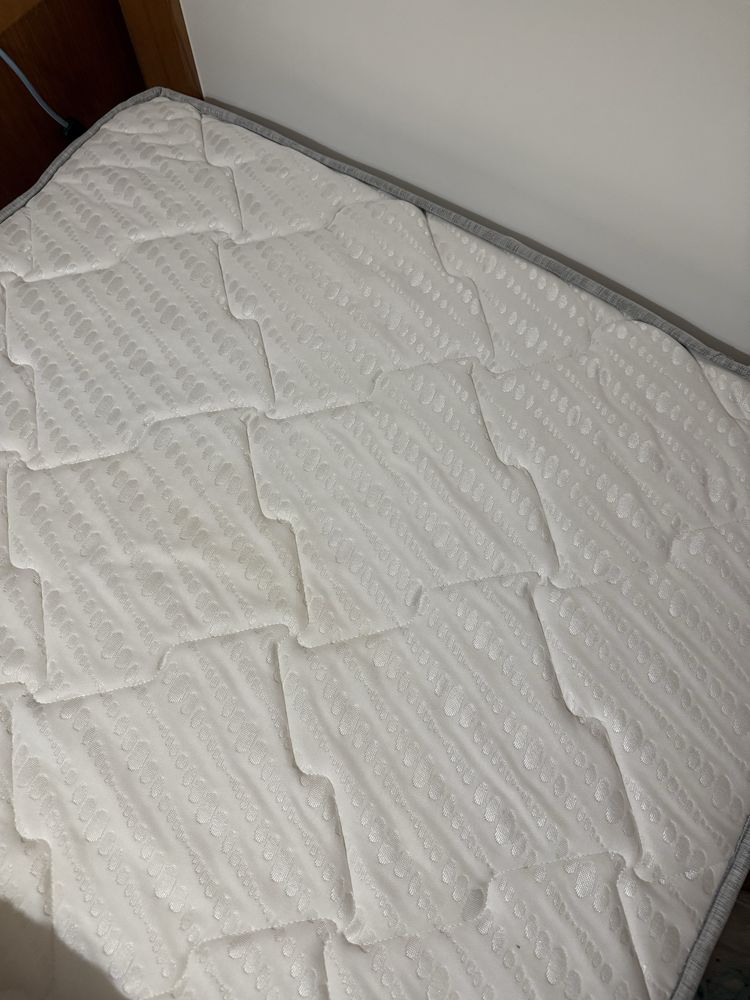 Vendo cama solteiro