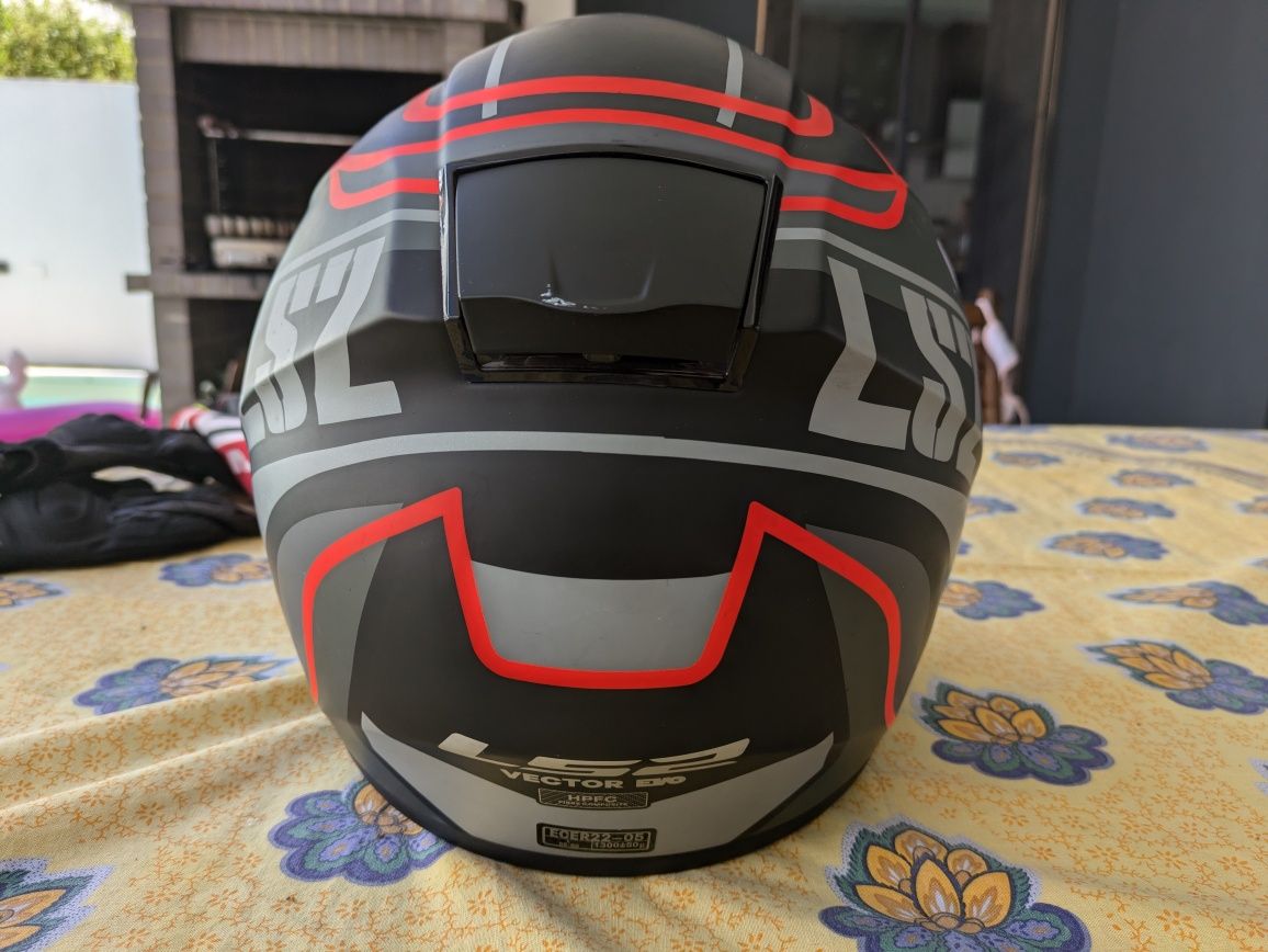 Capacete Mota Integral LS2 (L)