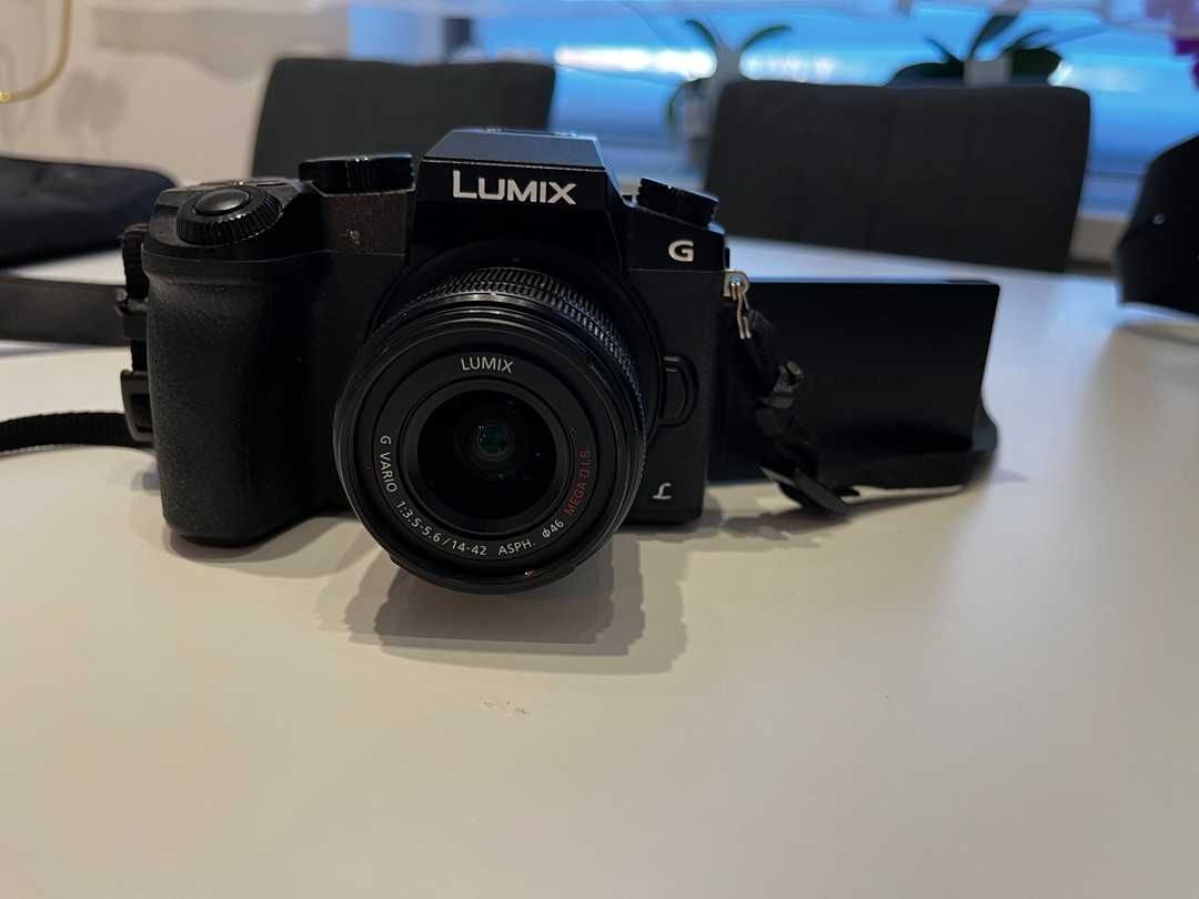 Sprzedam Panasonic Lumix DMC-G7 + Obiektyw H-FS1442A 14–42mm + Torba