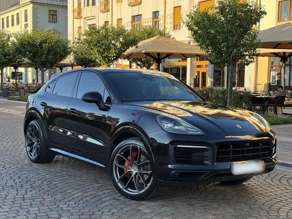 Porsche Cayenne Coupé 2019 | 140 000 km | - €62 400,00