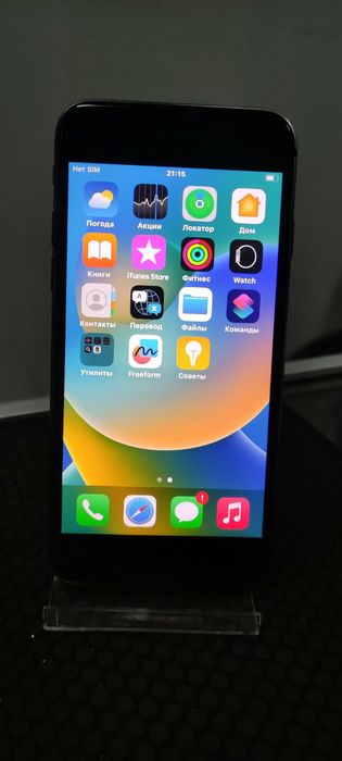 Айфон 8. Память 64 Гб.
