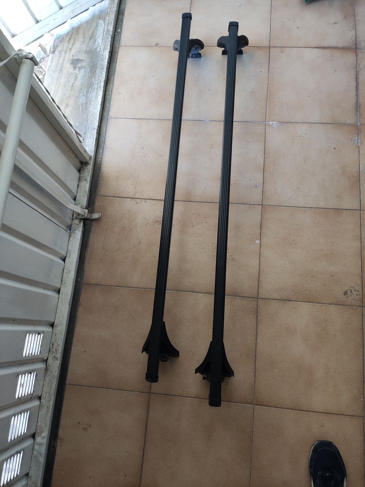 Barras de tejadilho - Peugeot 5008