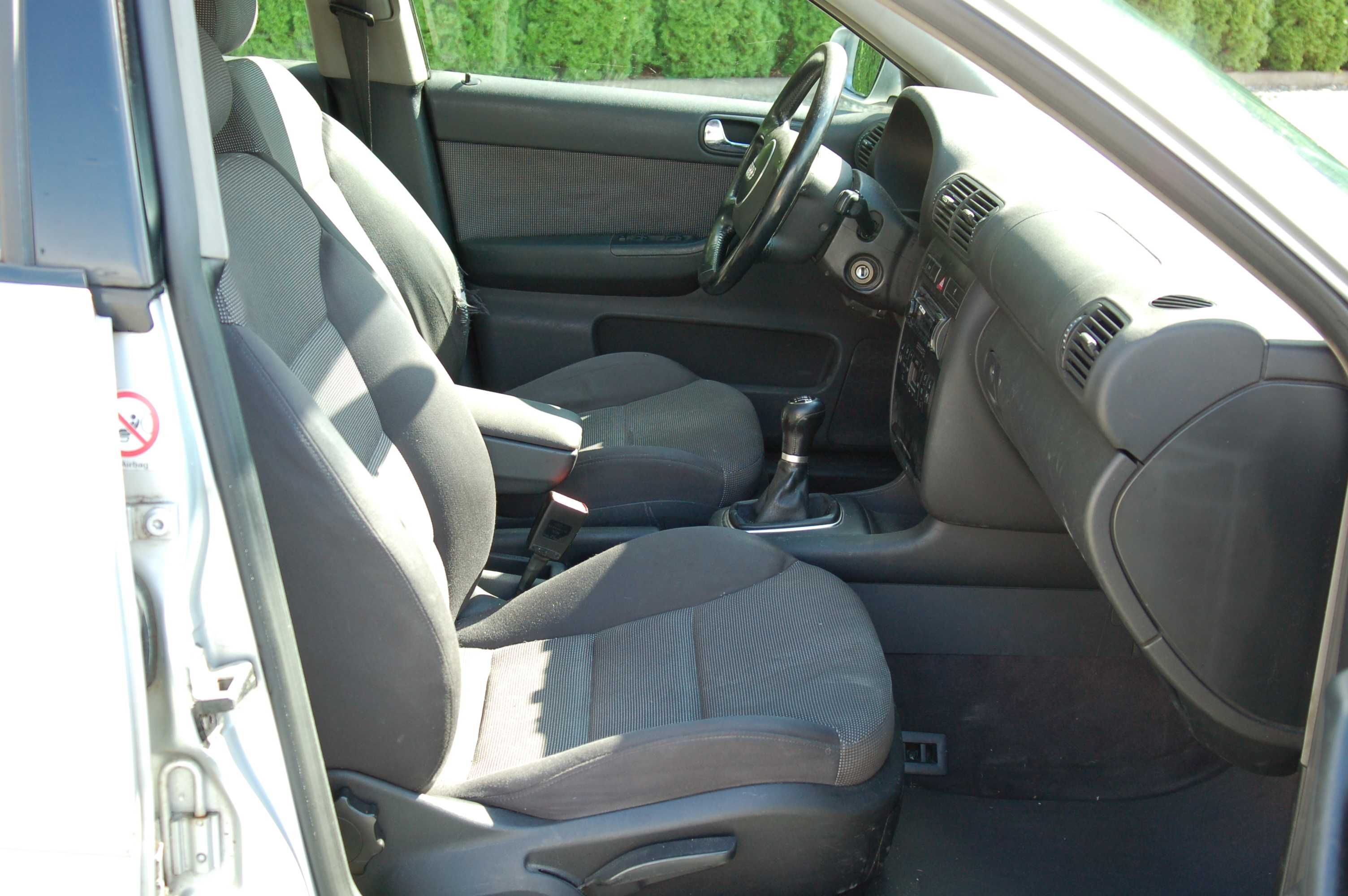 Audi A3 FL 1.9 TDi 130KM 5-Drzwi 6-Biegów, Klima Hak, Ważny PT i OC