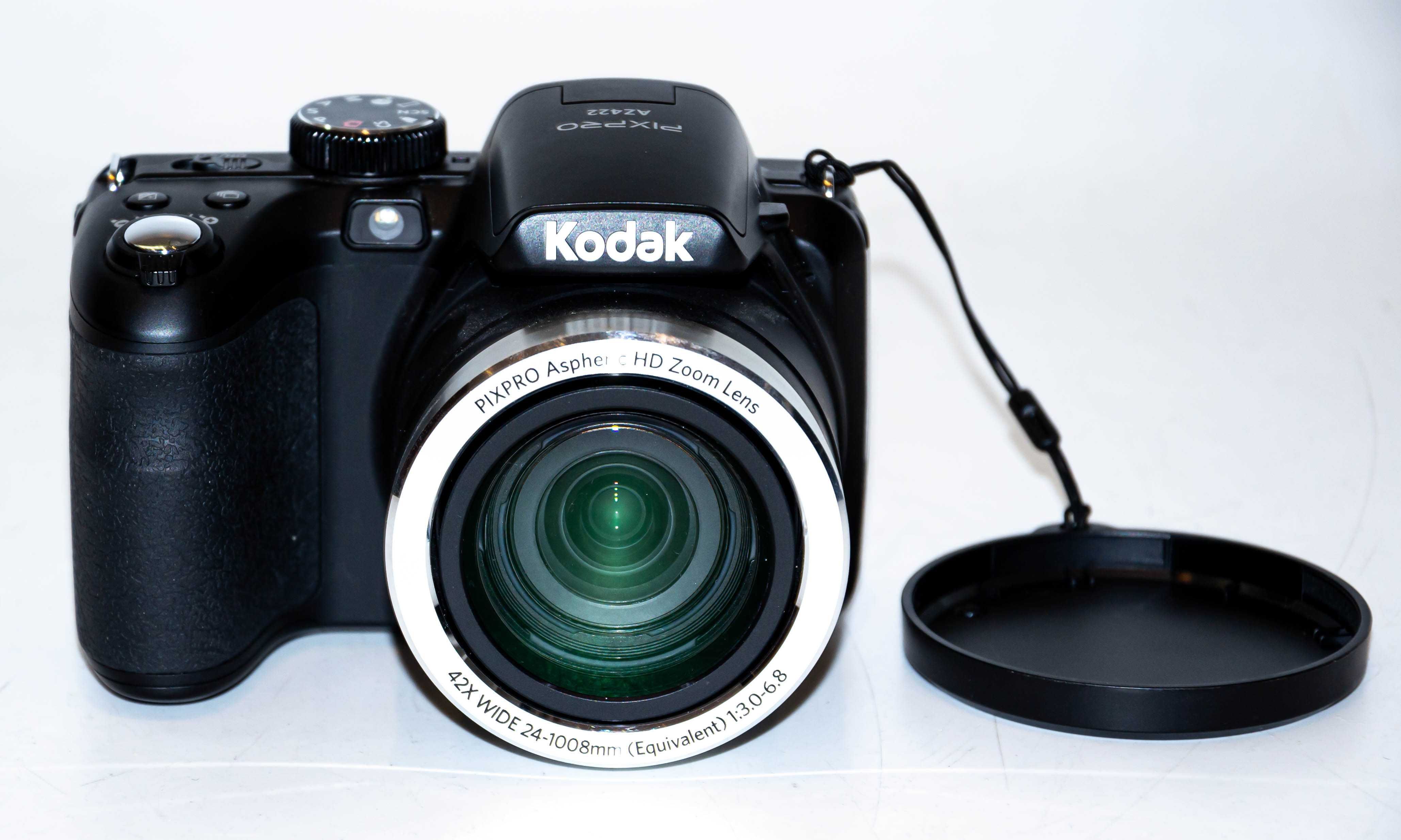 Aparat Kodak AZ422 20Mpix LCD 3'' ISO3200 Zoom 42x Czarny