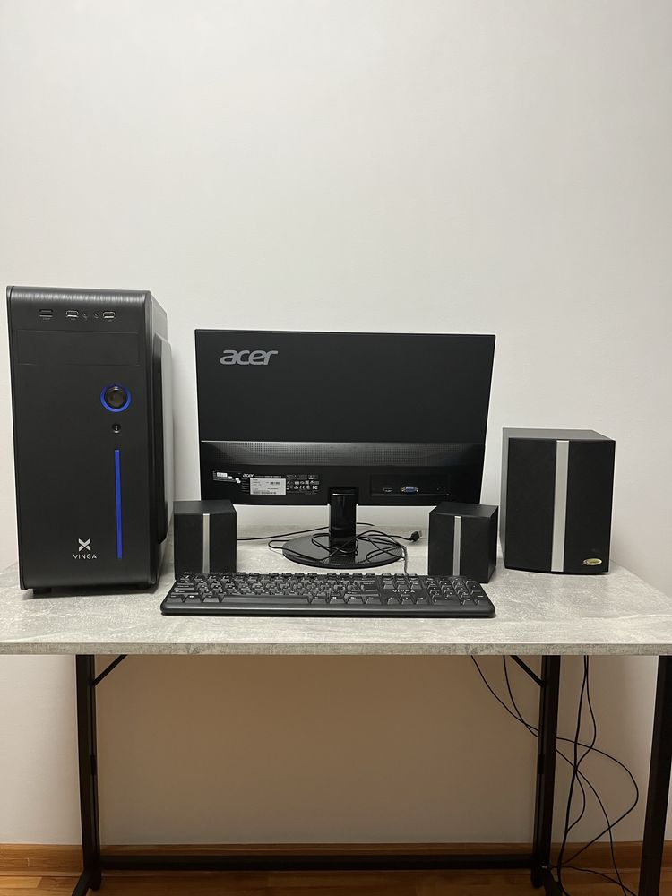 Продам Настольный компьютер AMD Ryzen 3 с монитором Acer и колонками