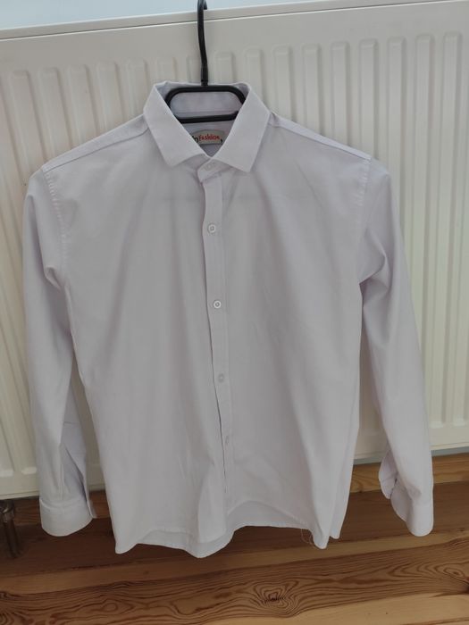 Biała koszula chłopięca klasyczna elegancka święta wesele komunia