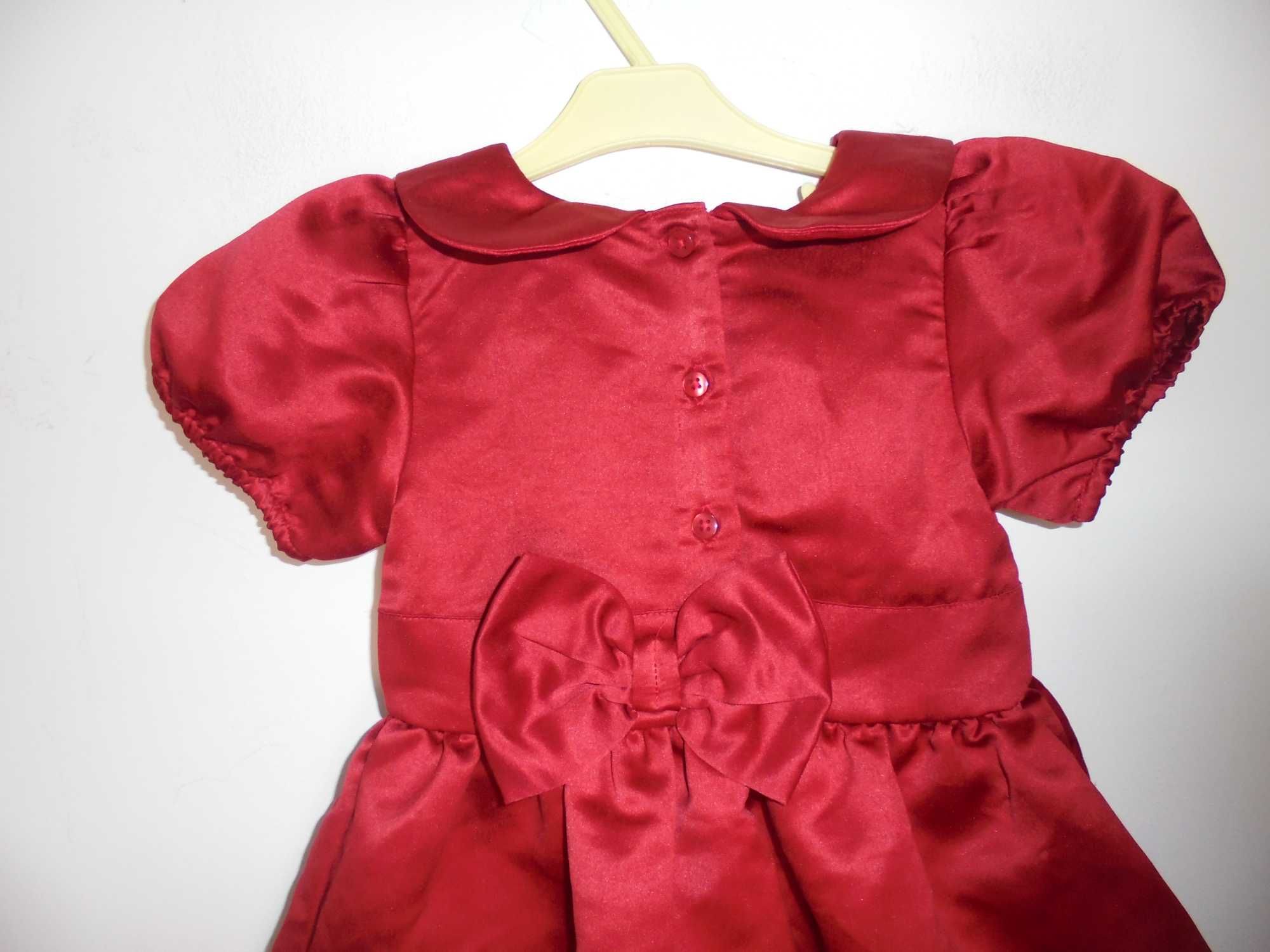 vestido de menina da marca PRIMARK