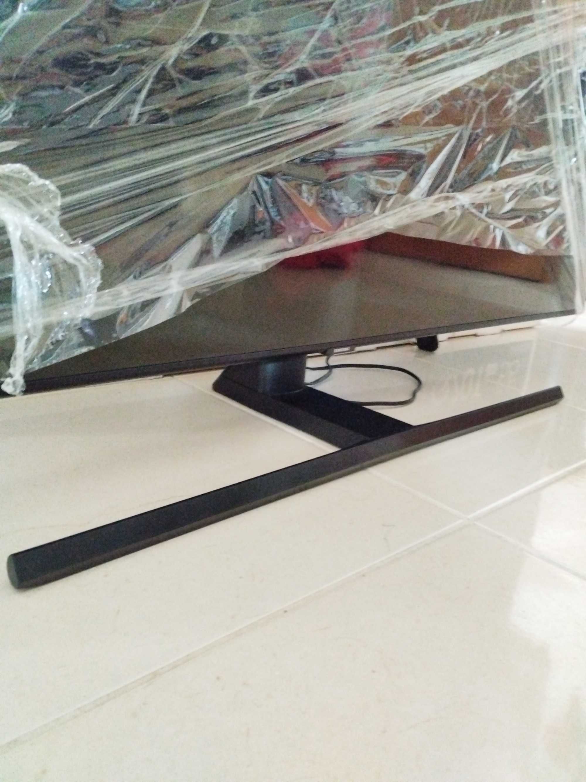 QLED TV _ 55" Q70T Smart 4K [SAMSUNG]