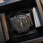 Omega x Swatch Snoopy SO33B700 - Limitowana Edycja Księżycowej Fazy