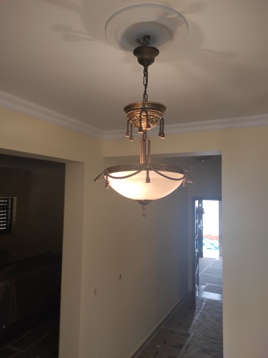 Candeeiro de teto clássico