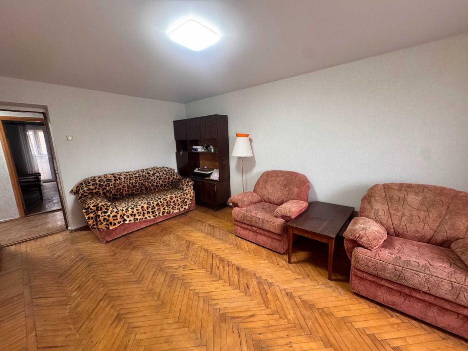 Продам 3 кв Велика Панасівська Сортировка заходь та живи