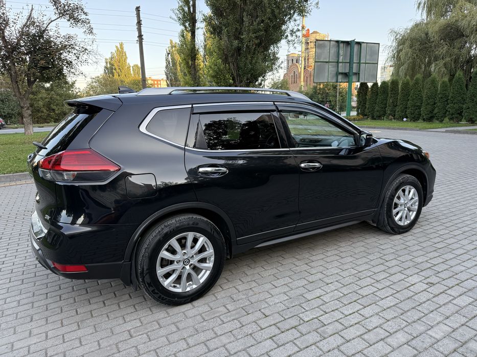 Продам Nissan Rogue 2017 рік