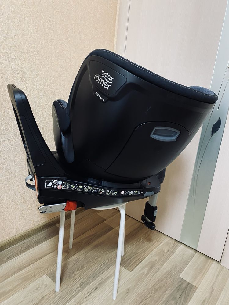 Автокресло Britax-Romer DUALFIX i-SIZE Blue Marble с рождения до 4 лет