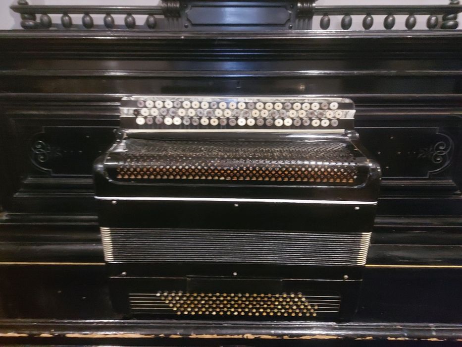 Готово - виборний баян Ясна Поляна