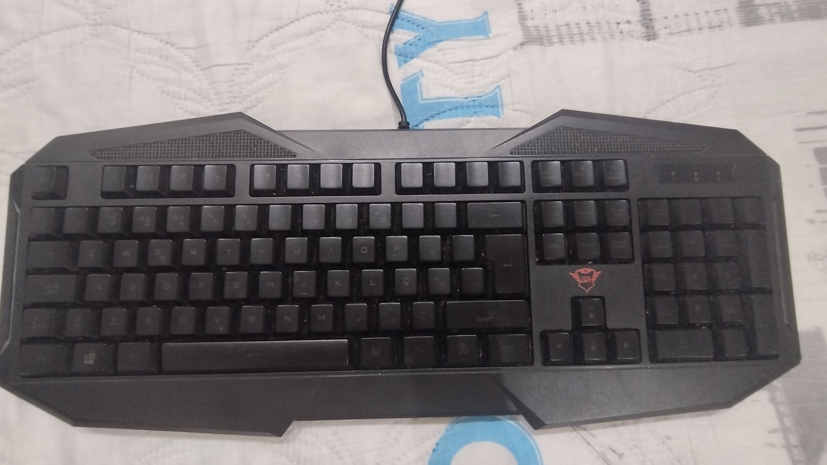 Teclado gaming Trust