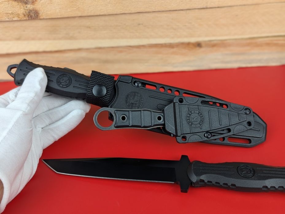 Тактичні ножі. Нож танто и метательный в одном чехле