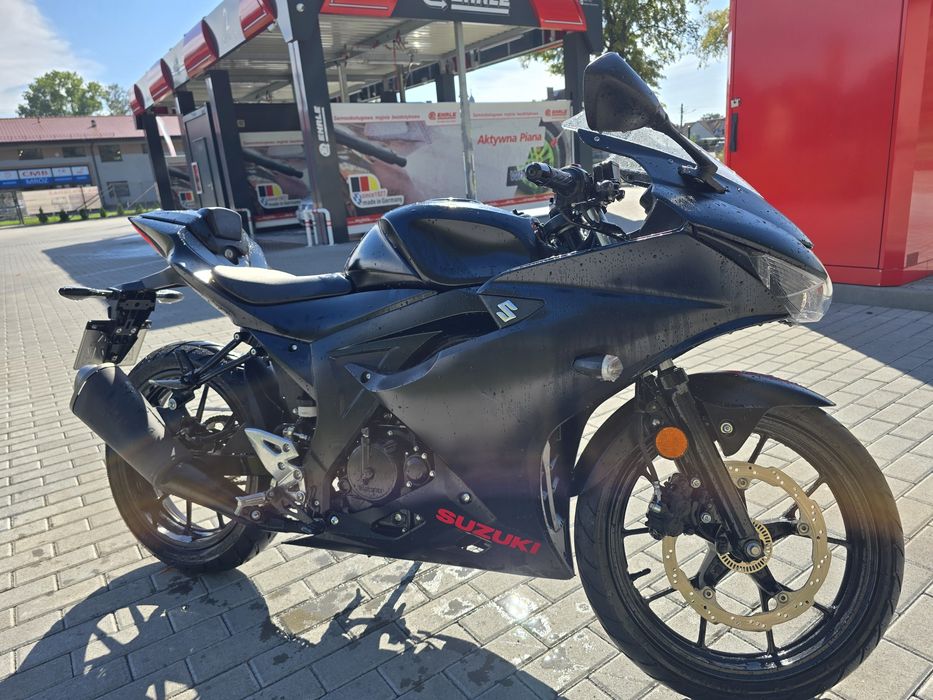 Suzuki GSX - R125