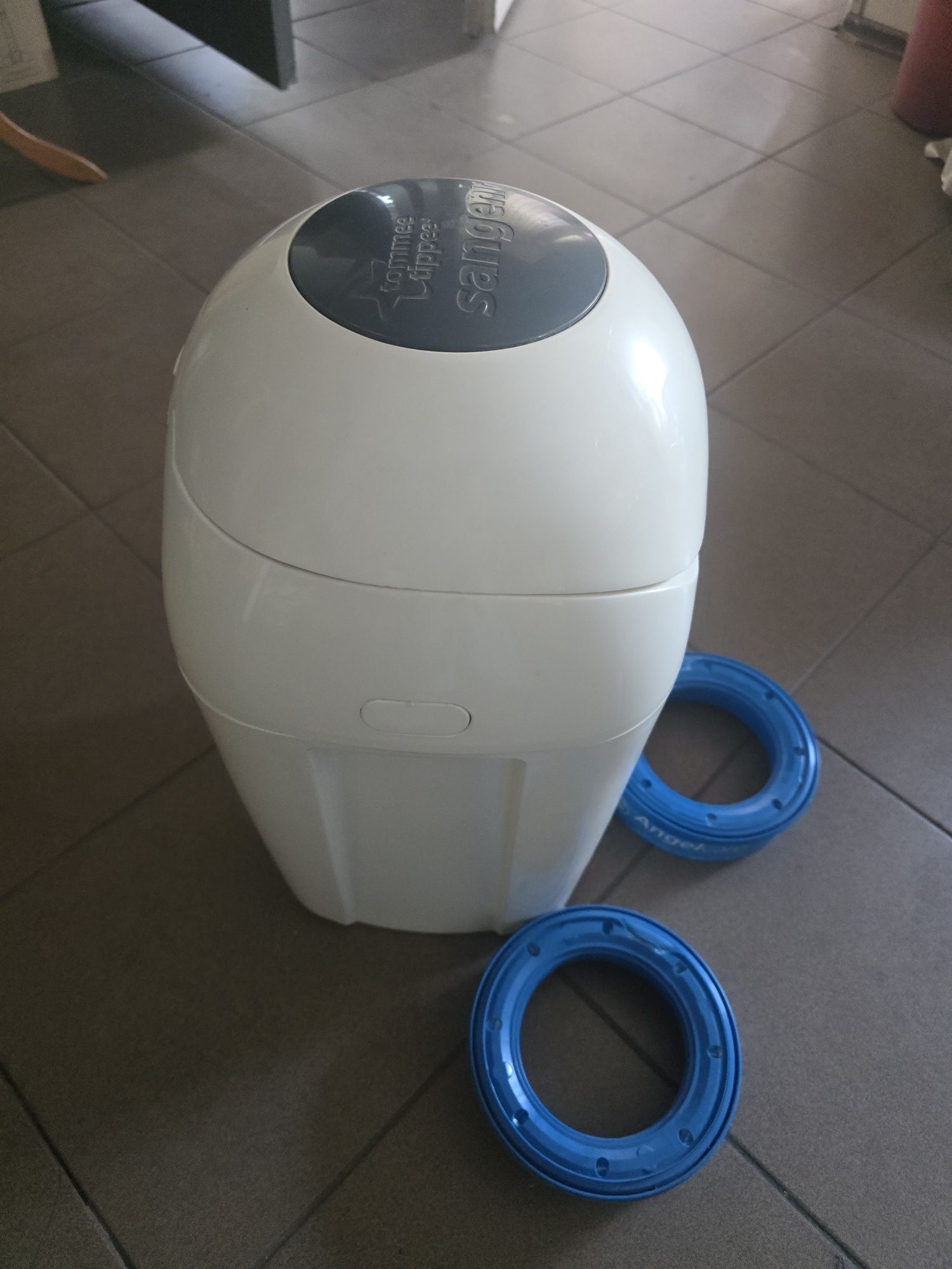 Pojemnik na pieluchy Tommee Tippee Sangenic dwa wkłady gratis