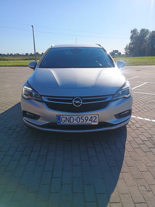 Opel Astra Sports Tourer sprzedam lub zamienię na busa