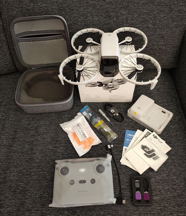 Dron DJI Flip nieużywany, dodatki, 2 baterie
