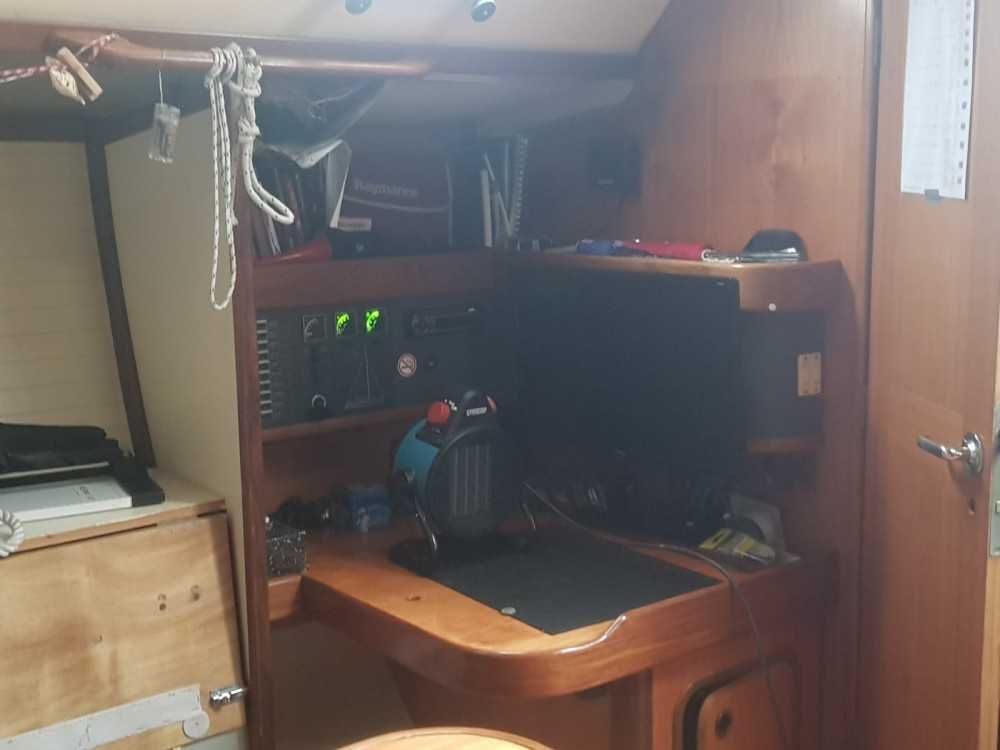 Jacht żaglowy morski Beneteau 430 Oceanis