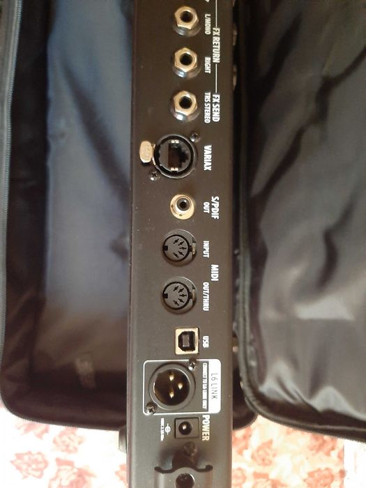 Line 6 POD HD500гітарний муьті- ефект процесор HD моделювання.Як новий