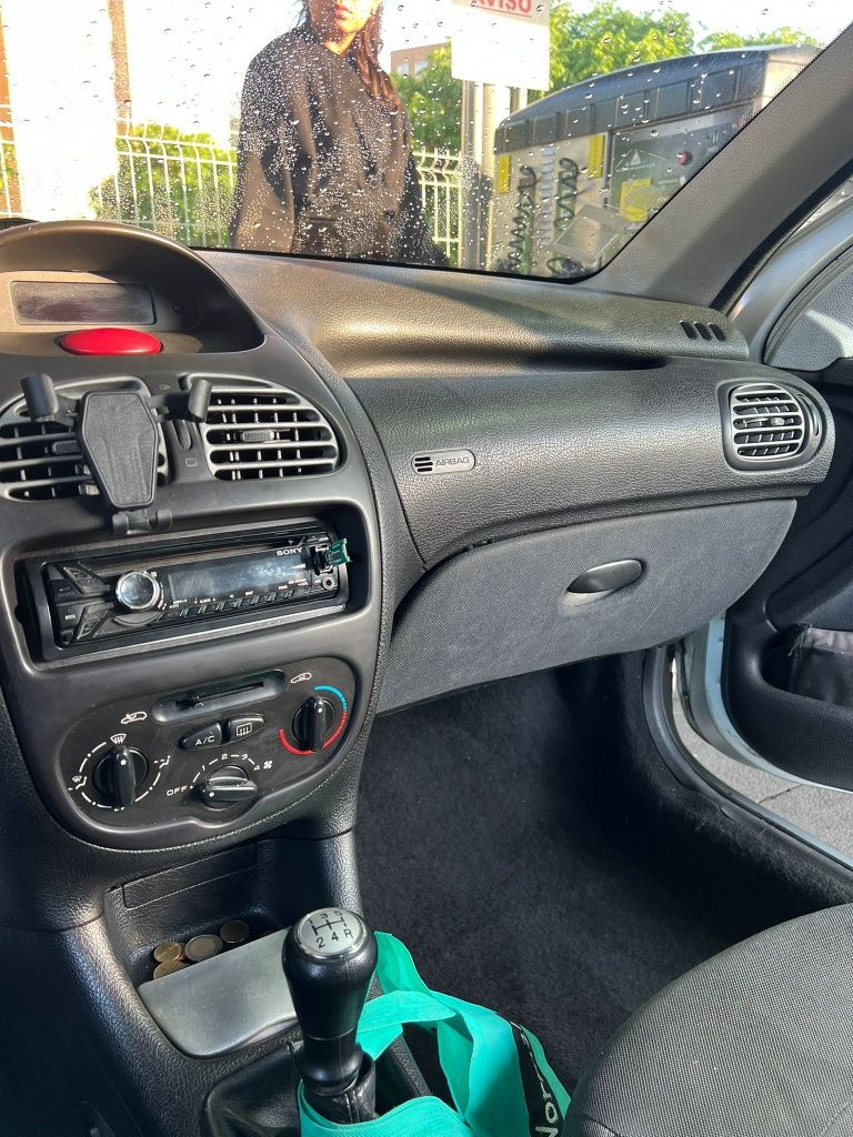 Vendo peugeot 206 2.o HDI