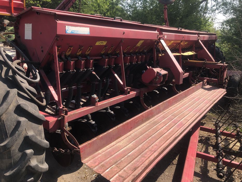 Продам сівалку СЗ.5,4 с транспортним