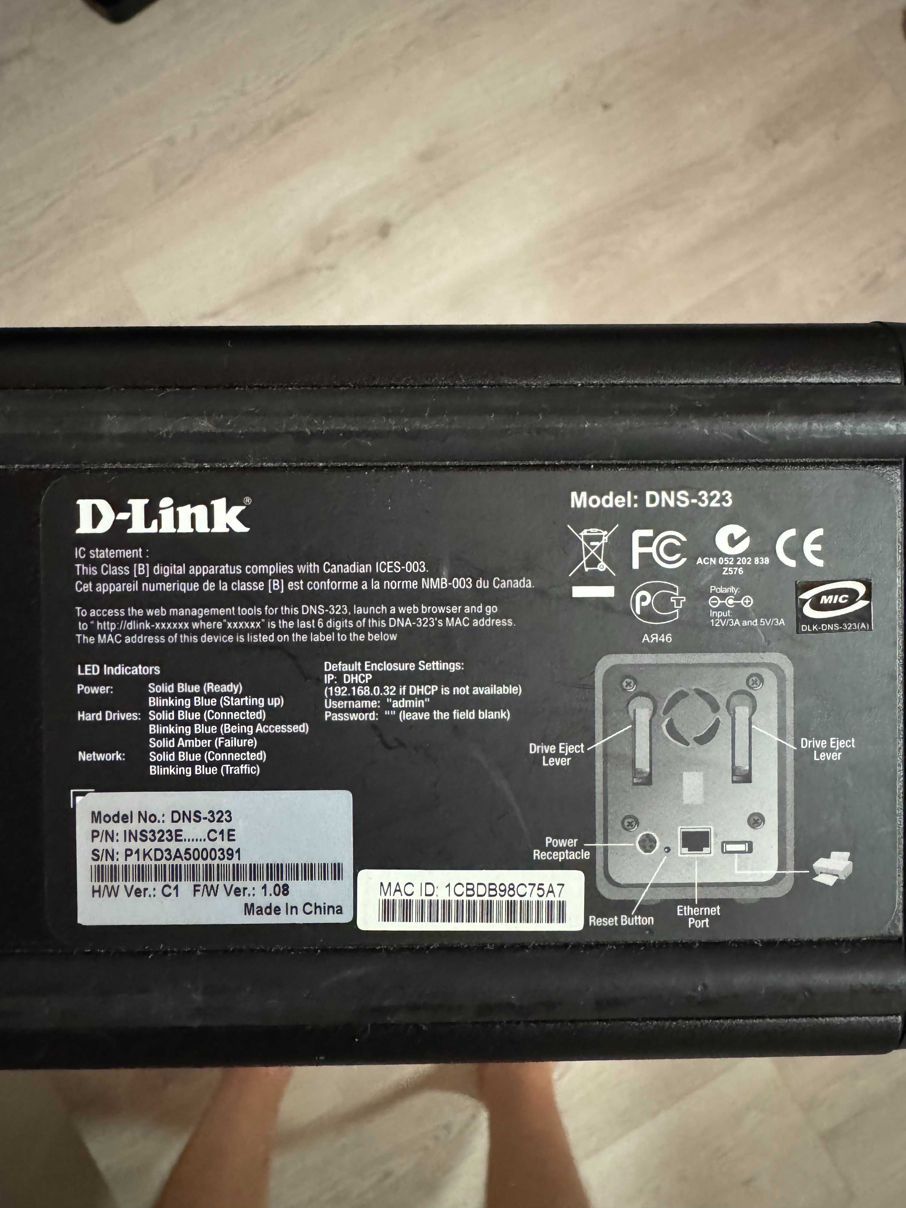D-LINK DNS-323. Serwer NAS